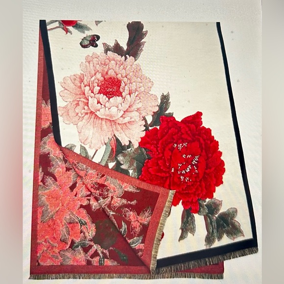 Reversible Floral Scarf by Saachi